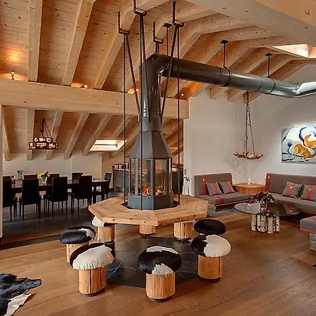 Sleeps 10 Wifi شقة *